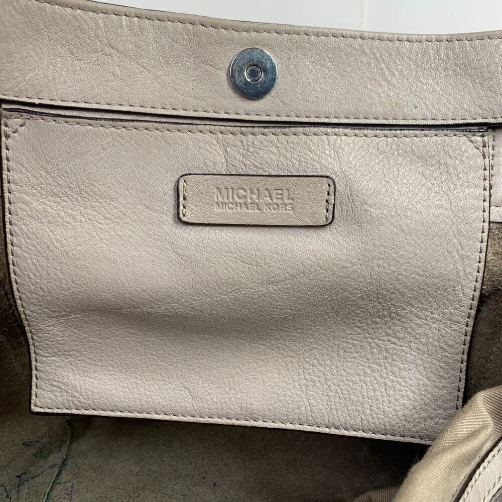 Michael Kors Ashbury Tote Shoulder Bag XL Removable Inner Pouch Beige Leather - Picture 8 of 16